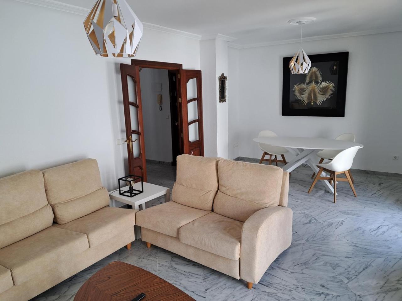 Encanto Urbano: Piso Centrico Totalmente Equipado Lebrija Eksteriør billede